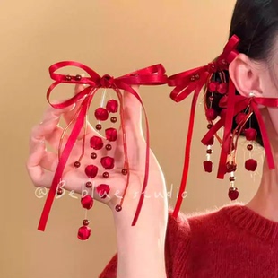 新款流苏新娘头饰红色铃兰蝴蝶结飘带头饰品减龄旅拍发饰结婚头饰