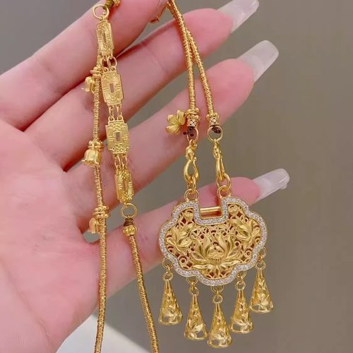 轻奢富贵吉祥流苏莲花黄金色吊坠古法点钻精美绝伦平安锁包铃铛