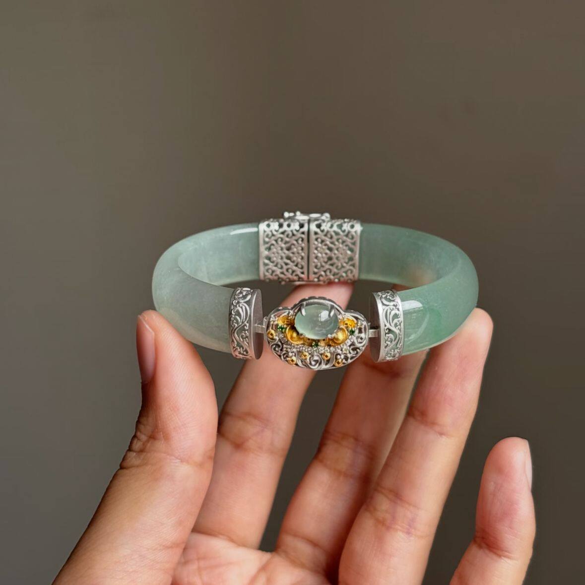 新中式手镯吉祥如意古风手链精致优雅清冷感树脂手环镯子手饰配饰