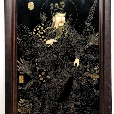 红木框镶嵌瓷板画珐琅掐丝工艺关帝爷武财神挂画挂屏居家装饰