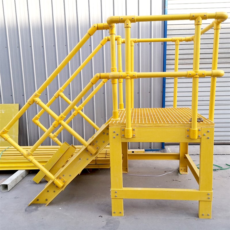 玻璃钢楼梯平台拉挤检修平台耐腐蚀抗压电镀厂绝缘防滑平台踏步