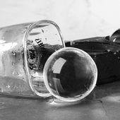 冻冰球模具圆形硅胶冰块模具威士忌冰格球形大块无气泡制冰盒