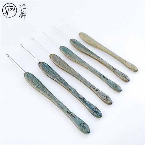 沪牌钩针 绿檀木钩针编织工具顺滑精抛针