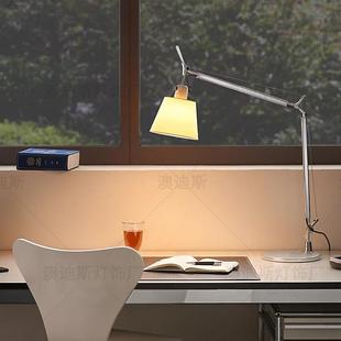 意大利经典Artemide创意卧室床头台灯北欧简约客厅书房阅读氛围灯