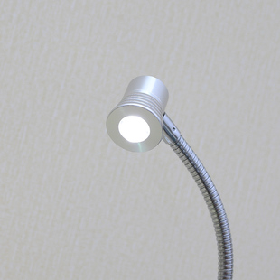 超亮床头看书灯夜读书桌灯任意调光调色夹子式U插电无极调光暖