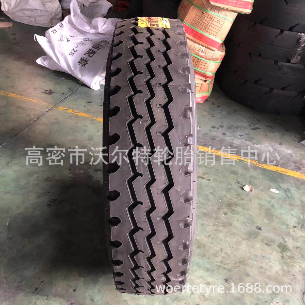 东风9.00R20/1000-1200钢丝胎