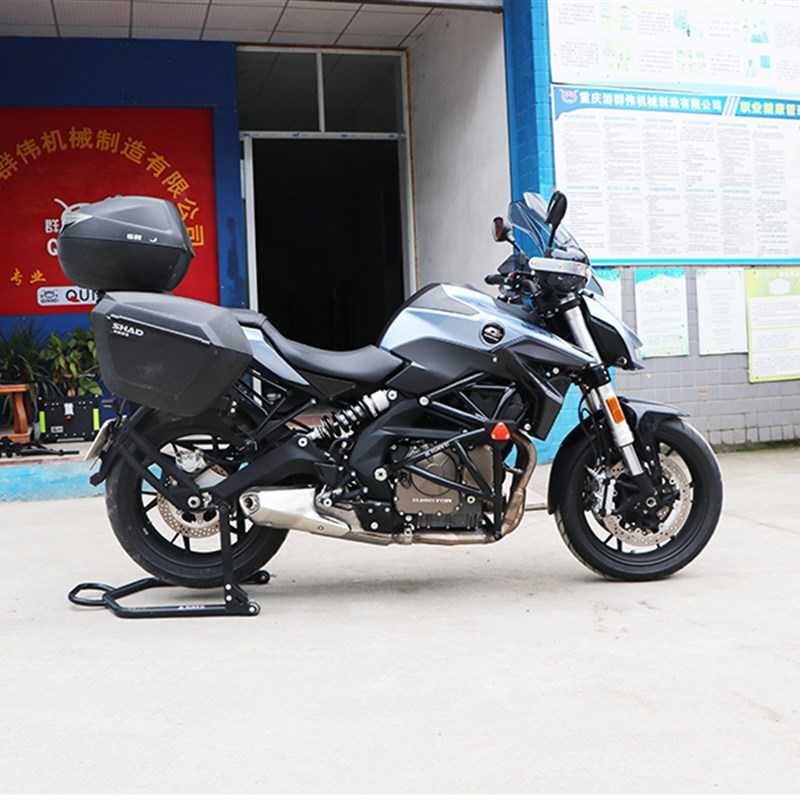 适用于钱江追00边箱 SRK00夏德三箱 后备箱尾箱侧箱支架改装件