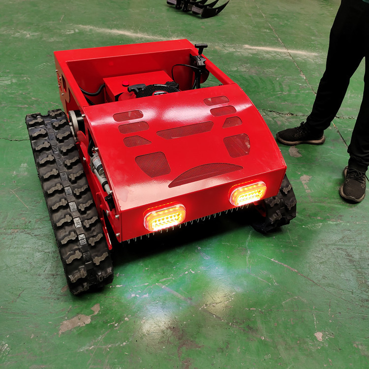 汽油柴油款智能遥控割草机农场开荒多功能除草机果园履带式割草机