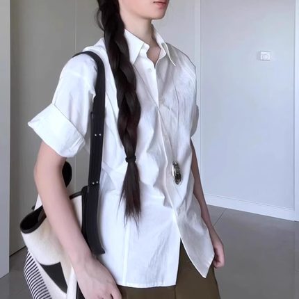 白色复古短袖POLO领衬衫女2025夏季新款设计感收腰显瘦百搭上衣潮