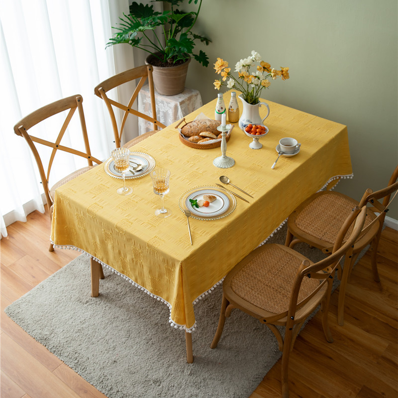 in简洁白色褶皱餐桌布布艺棉麻纯色白毛球装饰背景奶茶店甜品台