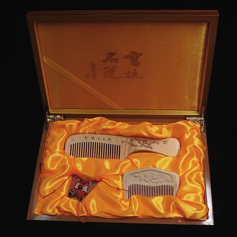 常州梳篦木梳礼盒小叶黄杨木梳子雕刻商务会议礼品送外宾老师客户