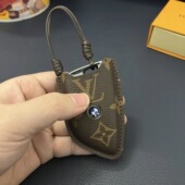 适用宝马钥匙套3系5系1系7系x1x2x3x4x5x6x7刀锋530壳320li钥匙包