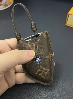 适用宝马钥匙套3系5系1系7系x1x2x3x4x5x6x7刀锋530壳320li钥匙包