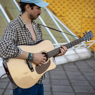 f萨迦云杉单板民谣吉他进阶高端面单加电箱寸男女生