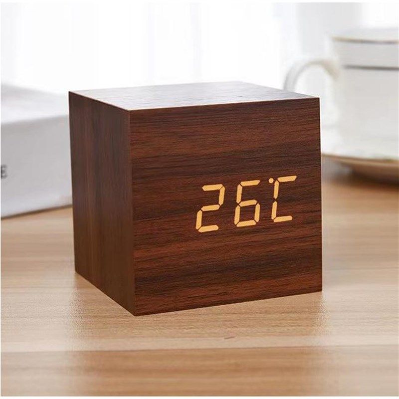 木头钟声控电子数字闹钟创意LED懒人木钟日期温度钟小立方艺术钟
