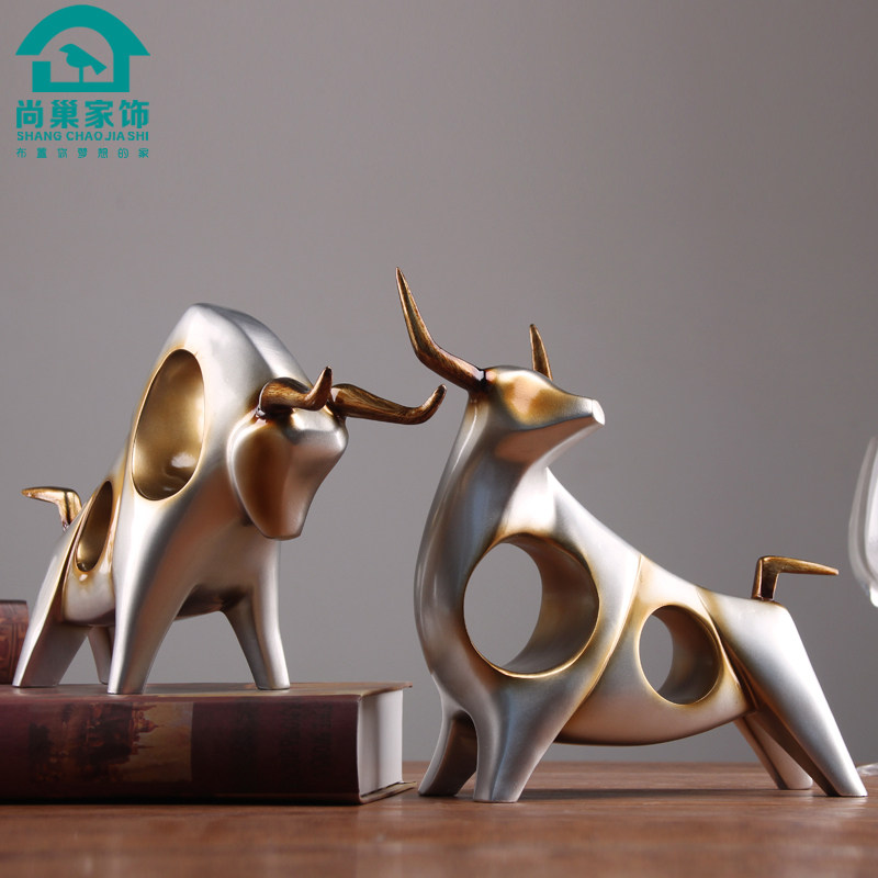 创意牛客厅电视柜办公室桌面家居酒柜装饰品艺术抽象动物摆设