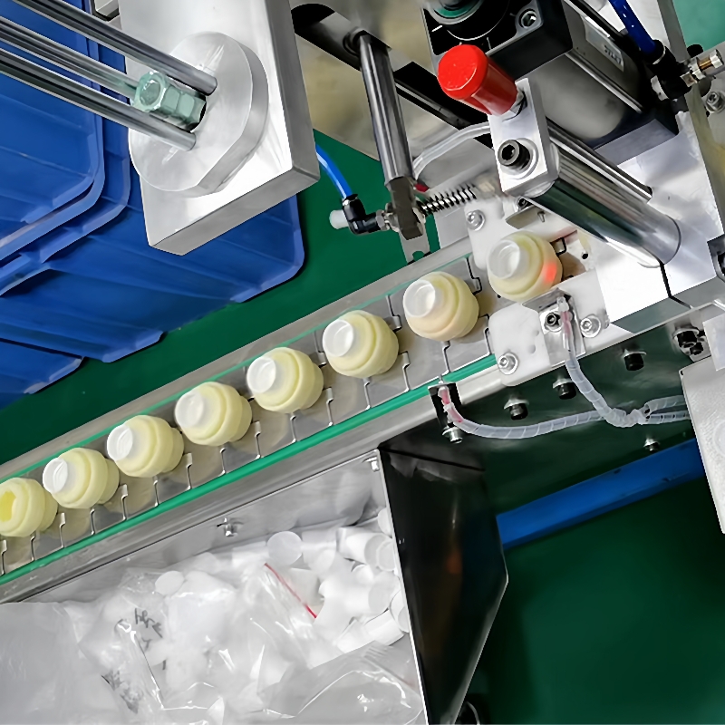 商用全自动装垫片机高速振动盘精密垫片装配电子元器件装垫片机