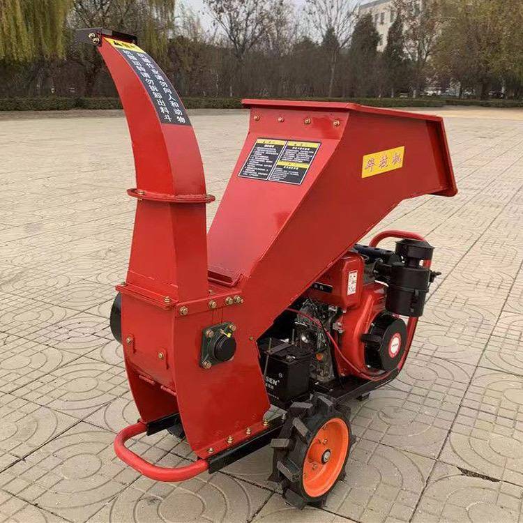 园林绿化小型树枝粉碎机木材秸秆破碎机移动式柴油动力削片机