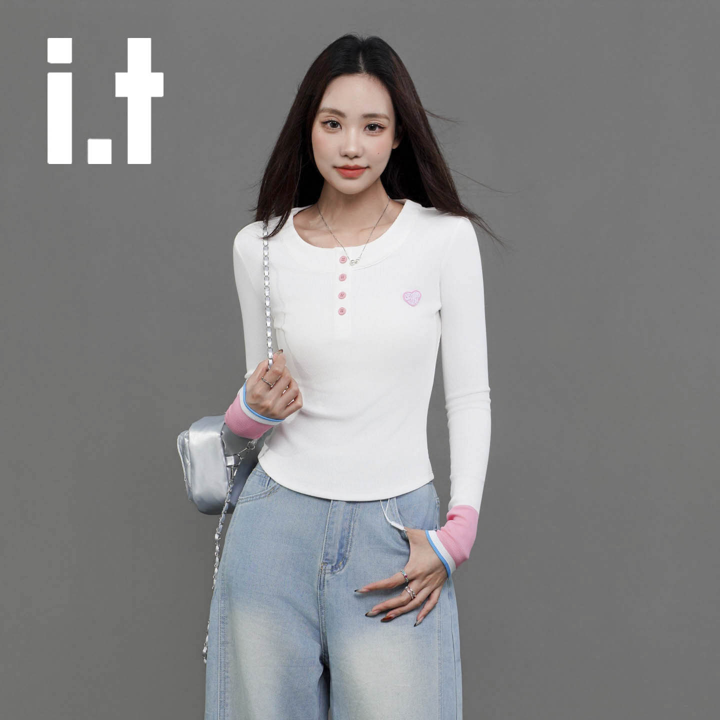 it ccaabb小清新长袖t恤纽扣设计秋冬打底衫气质时尚上衣女