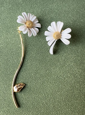 坚持品质k系列小雏菊耳钉项链蜜蜂耳钉一群小蜜蜂耳坠手镯戒指