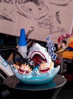 七龙珠 小悟空克林修行 鲨鱼攻击 悟空小林水里逃生 蛋仔模型手办