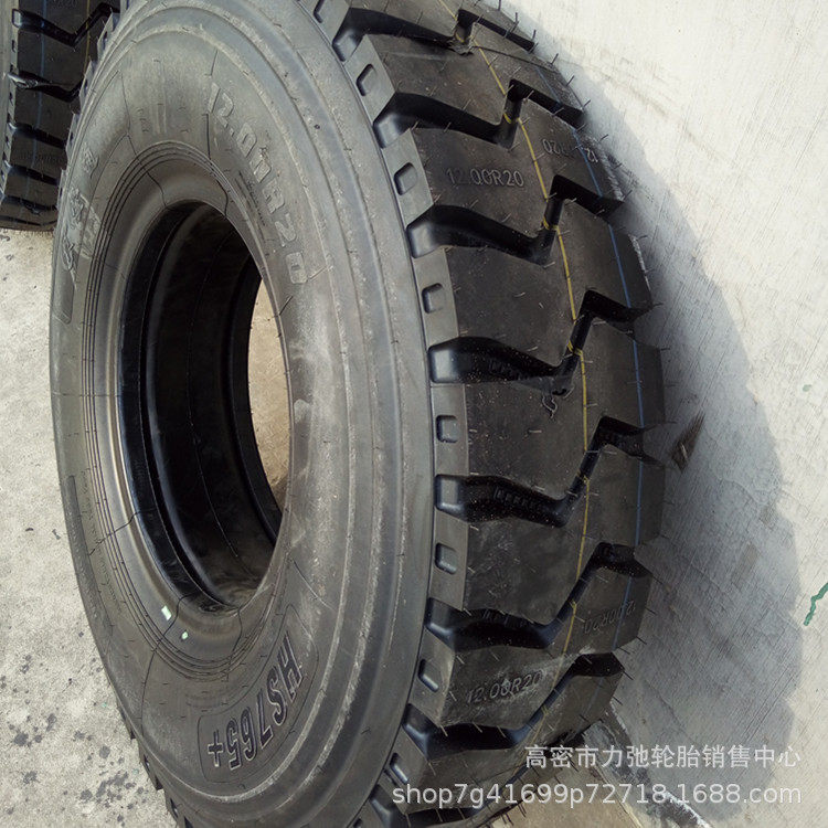 1200r20汽车轮胎自卸车货车轮胎矿山花纹大载防刺扎现货1200r20