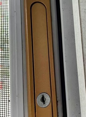 门窗锁扣齿轮锁五金纱窗执手锁网纱窗老式关平式防盗隐藏