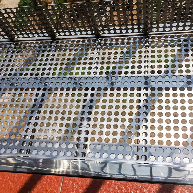 加厚0不锈钢冲孔板网阳台防漏网防盗窗垫板阳台安全防护网1毫米