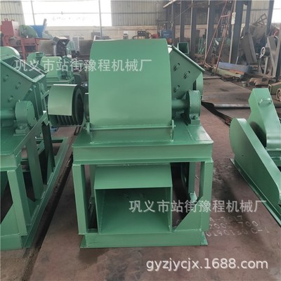 小型锤片式木材粉碎机 木屑秸秆碎枝机 木材边角料切片粉碎机