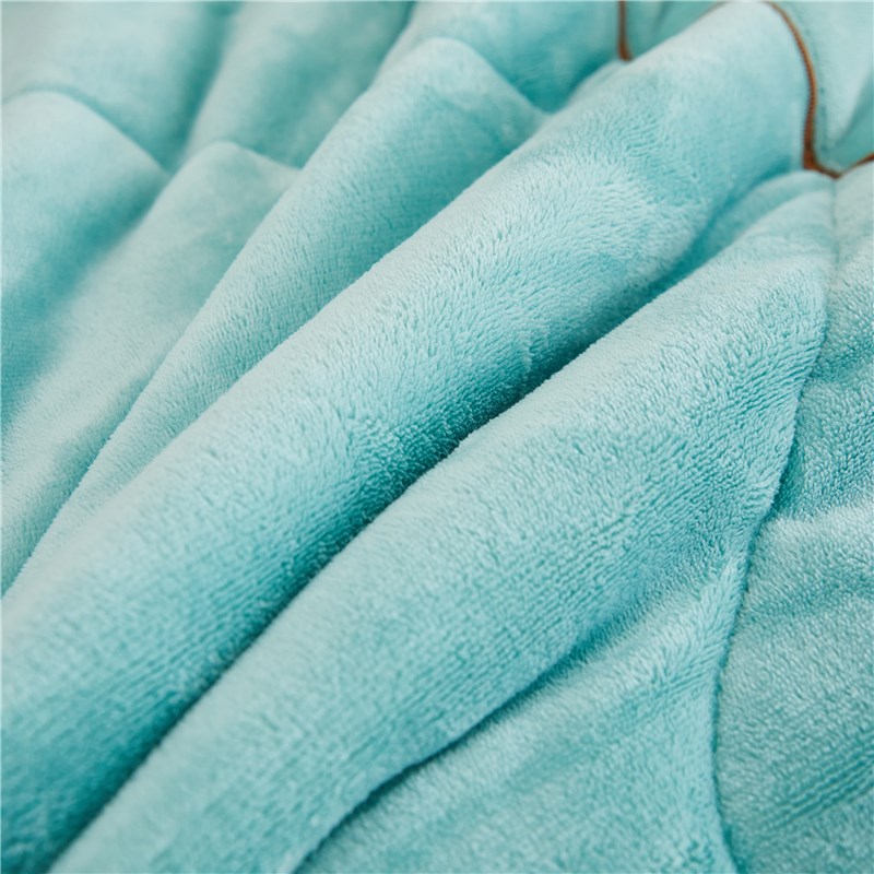 加厚加绒可爱卡通两用抱枕被靠垫枕头被午休空调被秋冬汽车沙发