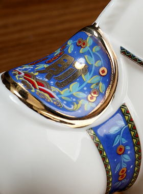 东方泥土 陶瓷马工艺品马 办公室桌面唐马装饰饰品小精致红色