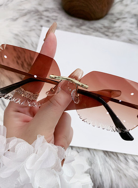 新款卡家ins无框切边太阳镜多边形欧美时尚网红墨镜女潮街拍眼镜