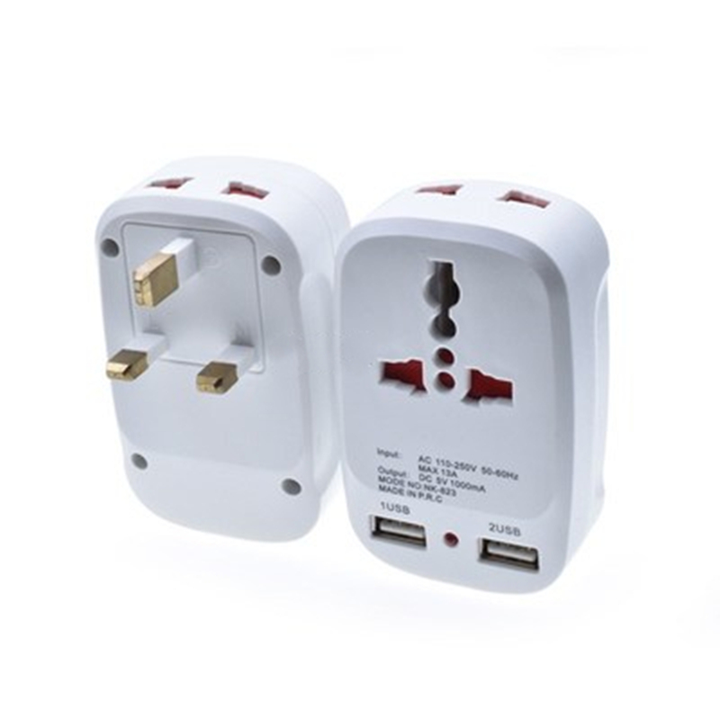 旅行插座全球通U转换万用转英规转换2E充电器