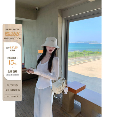 jijilulu积极璐 实穿主义 纯色v领打底衫女秋收腰显瘦纯欲上衣