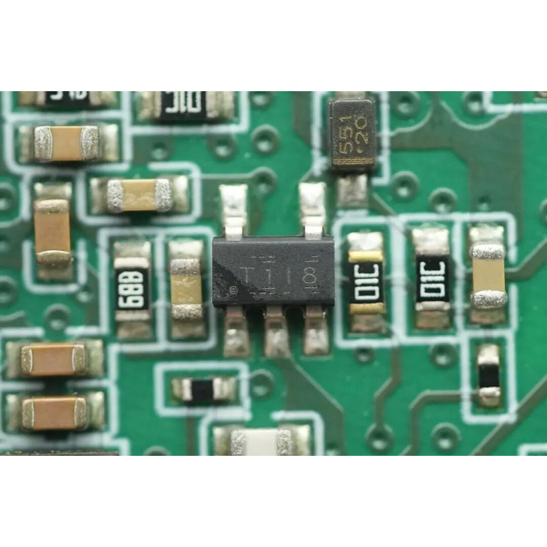 TL331电压比较器丝印T1IB高压单路差分比较器SOT23-5封装芯片MCU