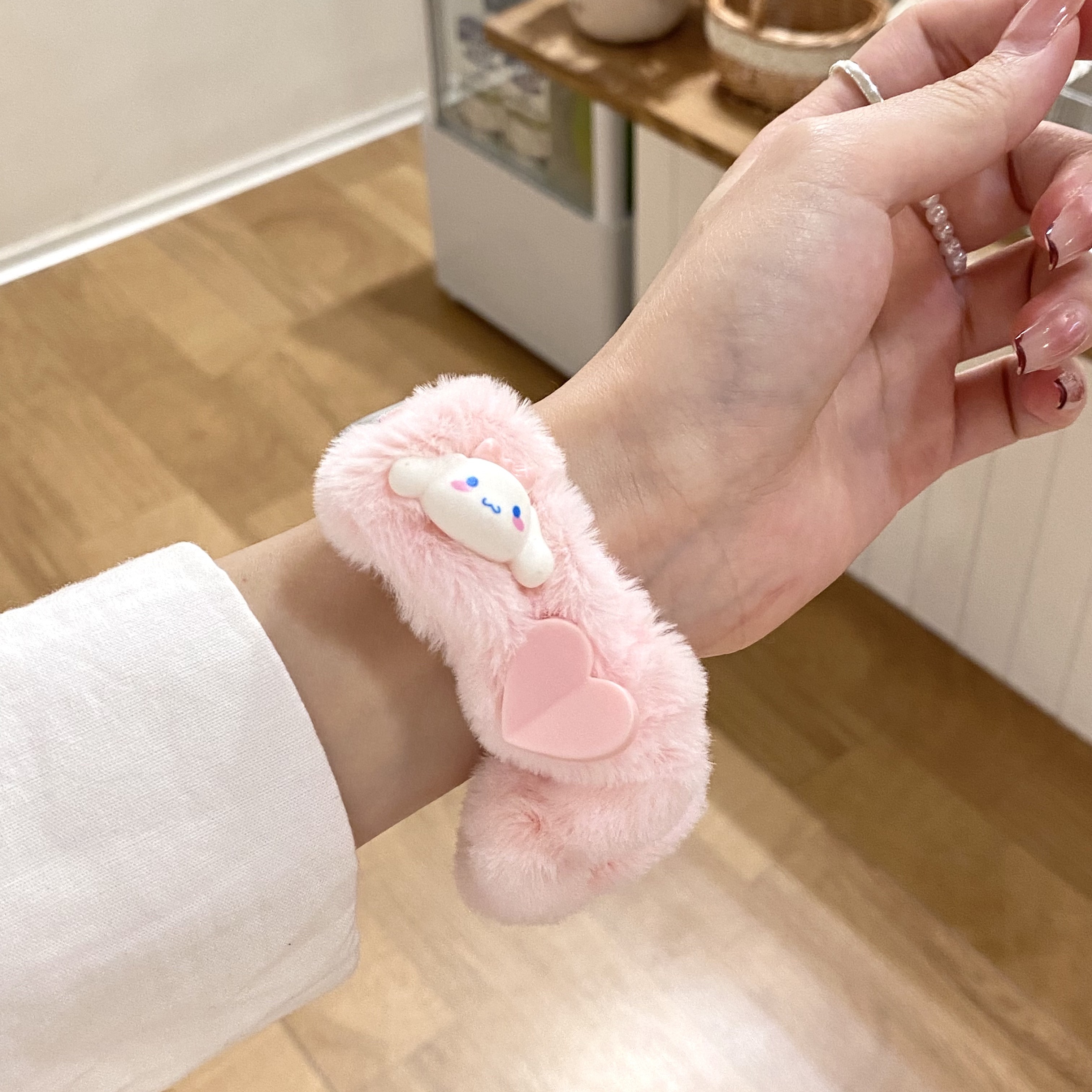 日系软妹毛绒玉桂狗大肠发圈表带