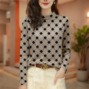 时尚德绒女士打底衫秋冬季潮流显瘦简约大码半高领内搭长袖上衣女