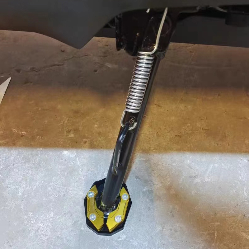 适用于春风狒狒T1改装边撑加宽垫小脚架加宽坐铝合金侧撑