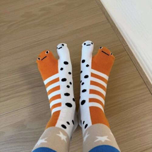 可爱搞怪女款分趾中筒袜