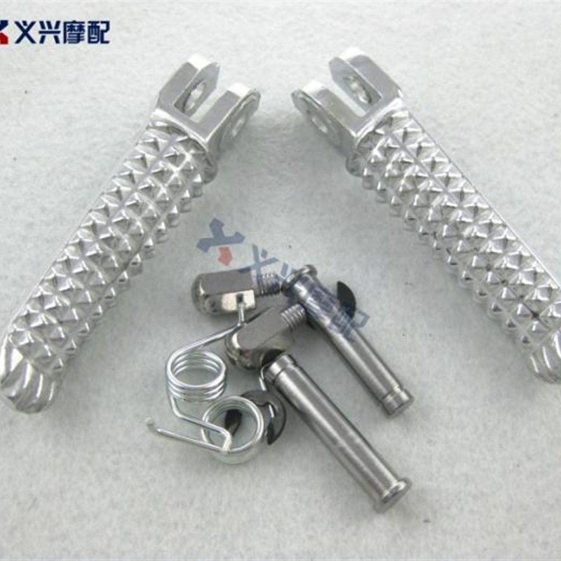 R 7 年 前脚踏架 前脚踏支架