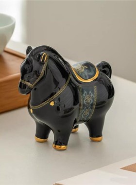 陶瓷马到成功黑马小号升迁招财励志玄关书房办公室桌面装饰品