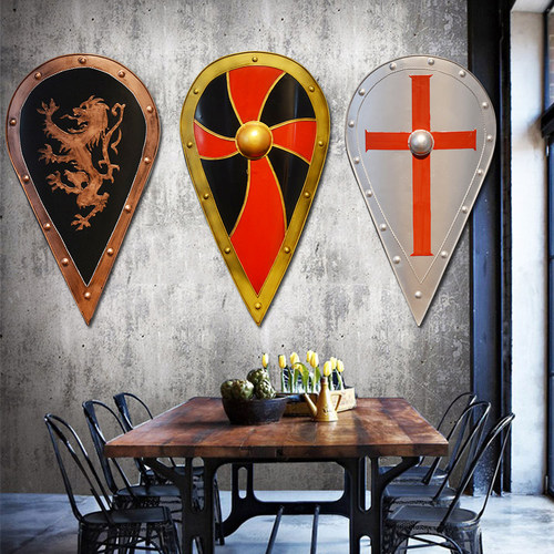 复古铁艺武士盔甲铠甲骑士盾牌酒吧咖啡厅墙面装饰创意挂件