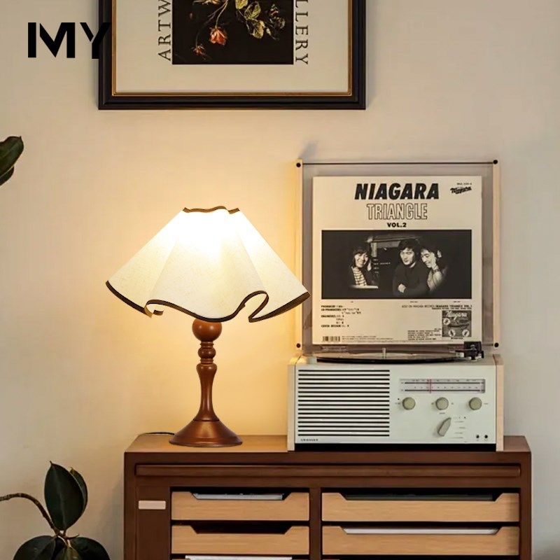 法式中古台灯复古创意氛围灯设计师新款客厅书房卧室床头瓣台灯,家装灯饰光源,装饰台灯,淘宝优惠券,粉丝福利购,淘宝优惠卷