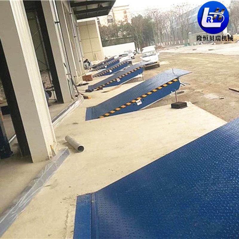 固定登车桥卸货平台斜坡调节板货桥升降台集装箱爬叉车壁挂式提升,搬运/仓储/物流设备,登车桥,淘宝优惠券,粉丝福利购,淘宝优惠卷