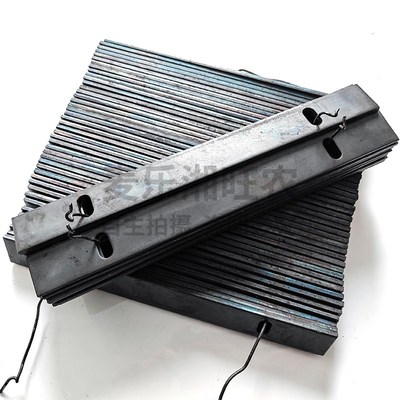 小型家用碾米机米刀压条配件打米机钦机零件米筛老式压板大全定制