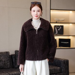 海宁皮草2025新款羊羔毛外套女短款颗粒绒羊剪绒大衣翻领皮毛一体