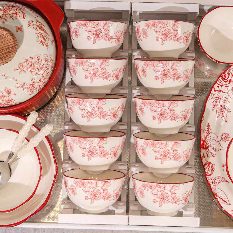 红色碗筷瓷器结婚送新婚陶瓷碗碟套装家用高颜值乔迁新年礼物盒