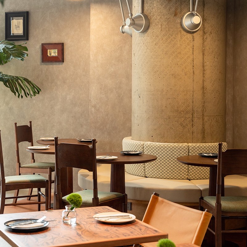 咖啡厅实木洽谈桌椅酒店客房小茶几民宿休闲售楼部接待会客小圆桌