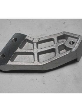 MA20-15-810M1适用于马自达HM2/7134/HM5冷气泵支架