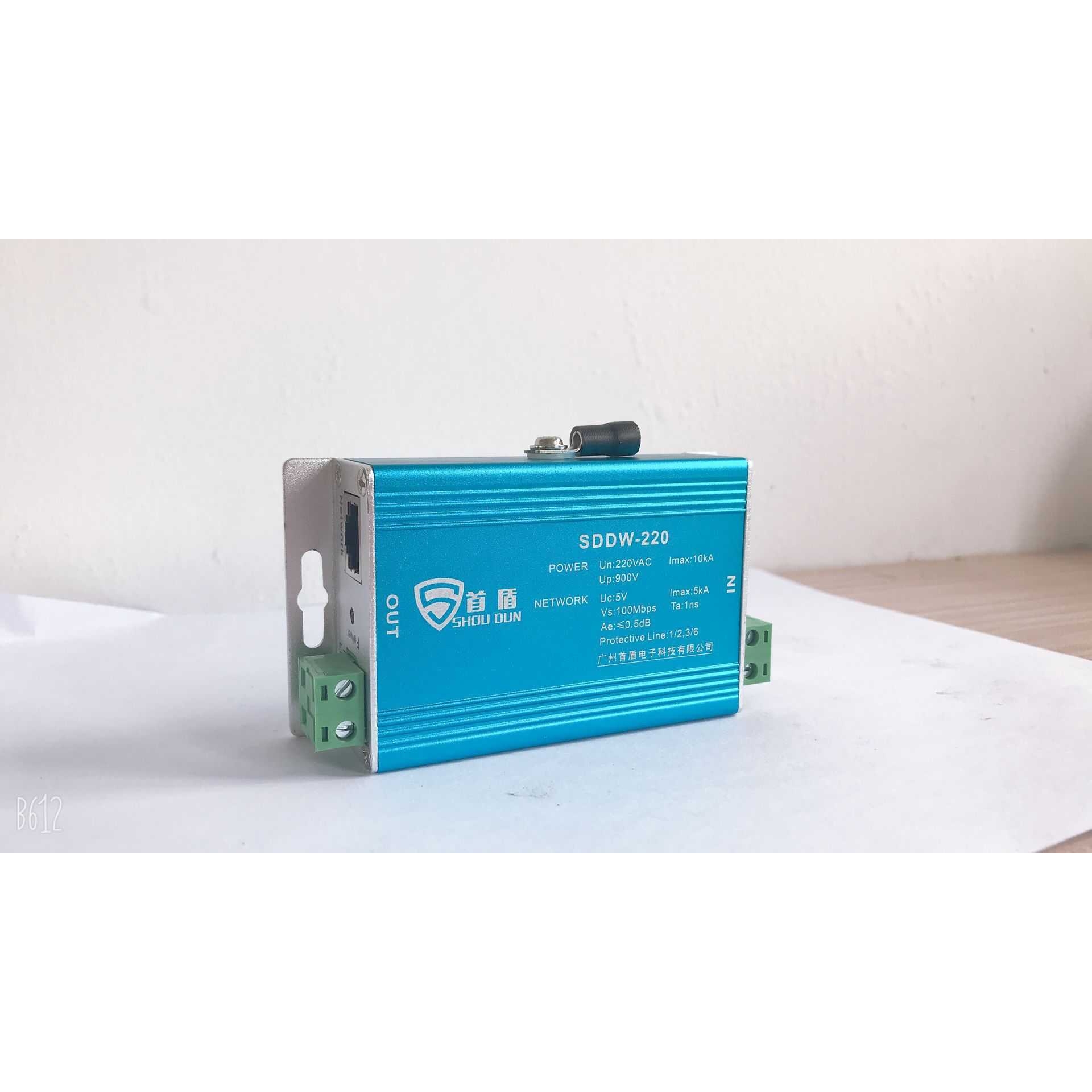 单相防雷器 浪涌保护器40KA/4P 家用避雷器20KA/2P/ 二级防雷开关